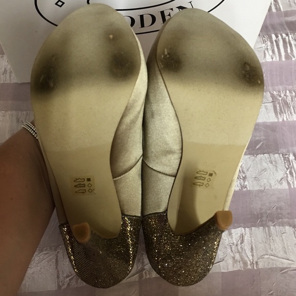 💛 STEVE MADDEN STILETTOS 💛 - Picture 7 of 8